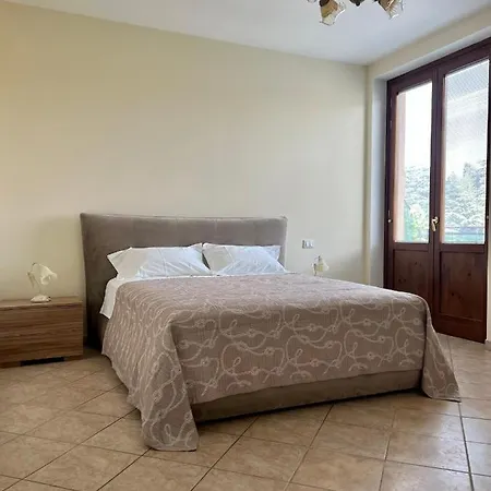 Casa Poppy 5 Min Walk From Outlet Lägenhet Serravalle Scrivia