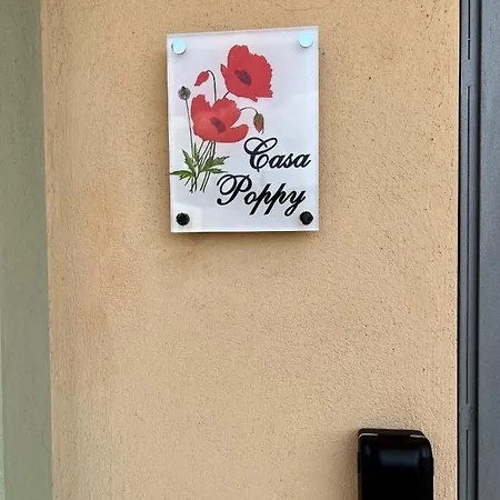Casa Poppy 5 Min Walk From Outlet Lägenhet